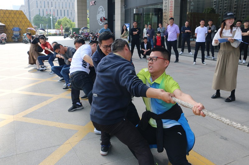 拔河.JPG
